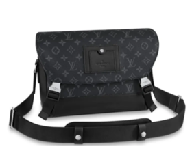 LOUIS VUITTON Voyager系列 经典老花满印 涂层帆布 邮差包单肩斜挎包 小号 男款 黑色