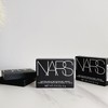 [小滋心选]【活动价￥59】NARS流光美肌轻透蜜粉饼 商品缩略图0