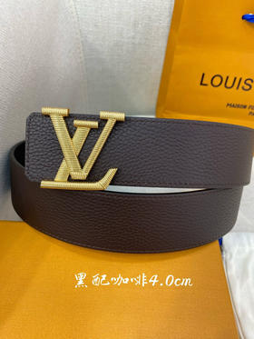 秋冬特惠💰350【LV】男士腰带 男士专柜品质掌纹腰帶 带身宽度4.0cm  配置精钢字母搭扣