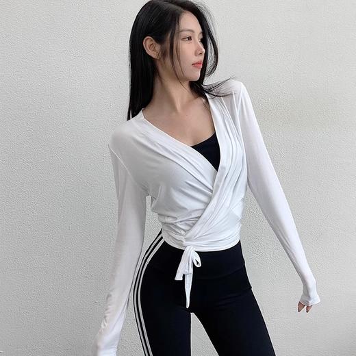跃牌【周游世界系列】2024秋冬新款亲肤透气薄款瑜伽开衫系结运动长袖外套TP0828 商品图1