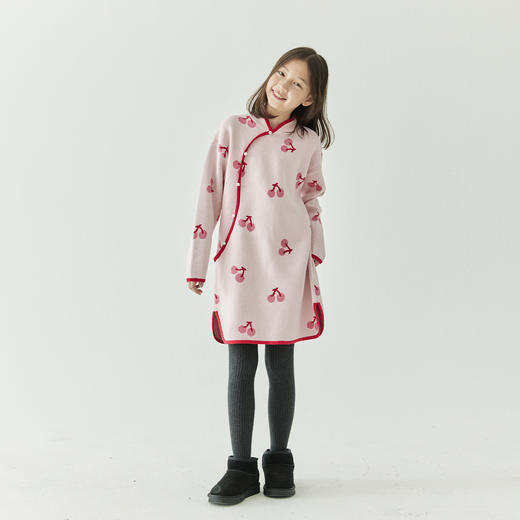 棵初2024年冬季新款女童新中式全棉针织旗袍裙甜美俏皮樱桃连衣裙 商品图1