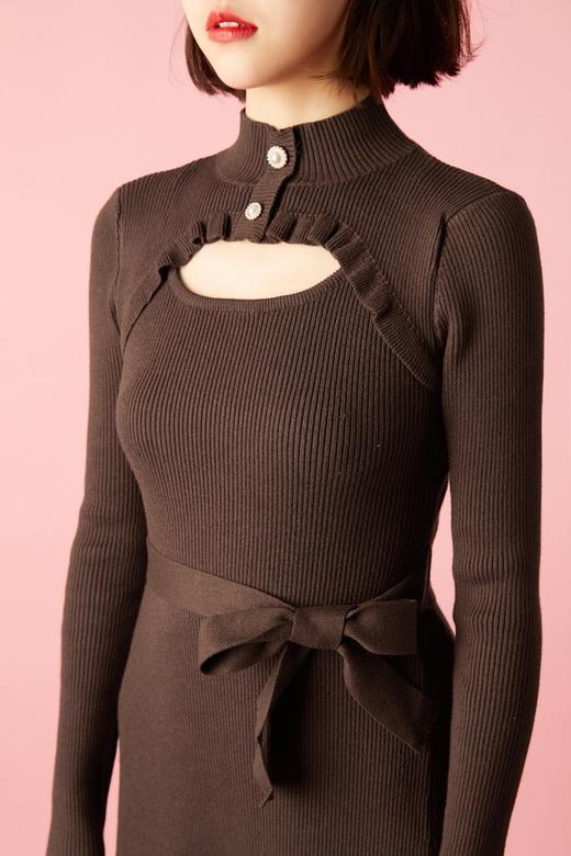 SIA SAYLOR 咖啡色修身针织连衣裙 10797 商品图3