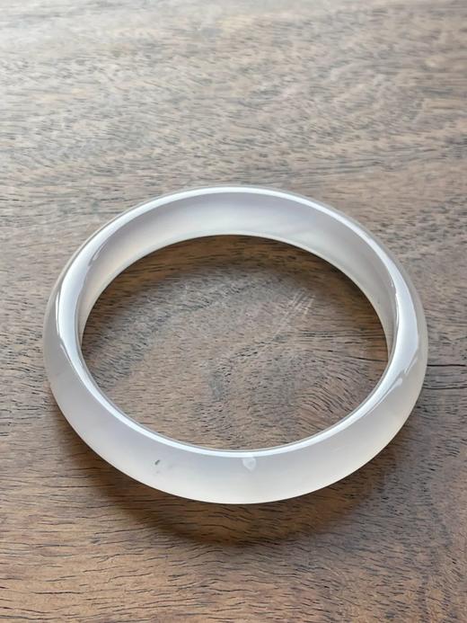 鱼脑冻玉髓玛瑙半圆条手镯，顺丰包邮 商品图12