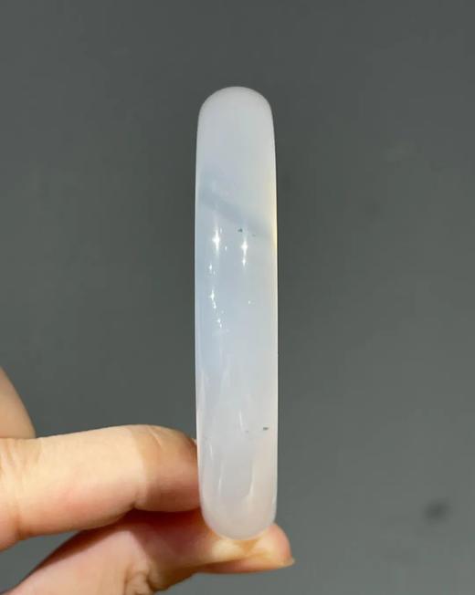 鱼脑冻玉髓玛瑙半圆条手镯，顺丰包邮 商品图3