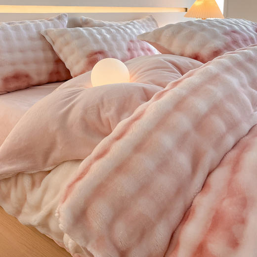 【一套约8斤重】仿兔绒牛奶绒四件套 秋冬保暖御寒渐变色泡泡绒套件 商品图3