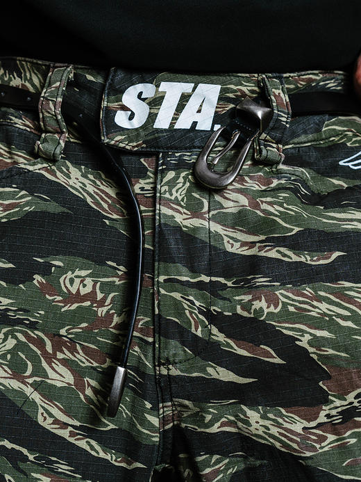 STA2024秋冬款星标小队双燕虎纹迷彩长裤 商品图6