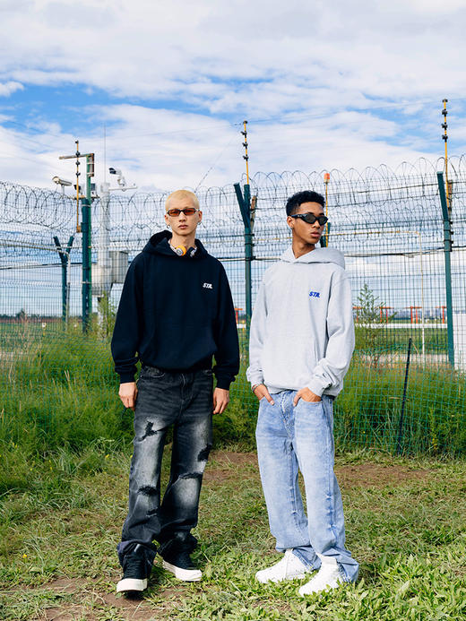 STA2024秋冬款经典基础水晶烫钻纯色帽衫 商品图11