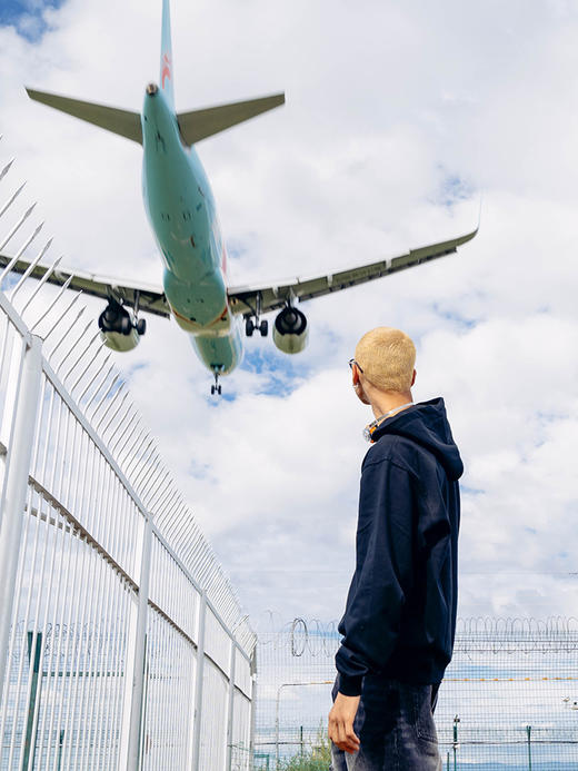 STA2024秋冬款经典基础水晶烫钻纯色帽衫 商品图10