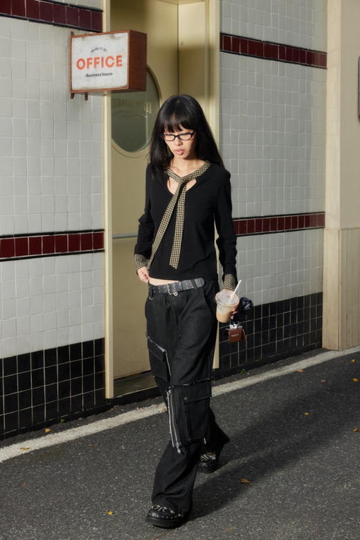 学院风亲肤打底衫 商品图0