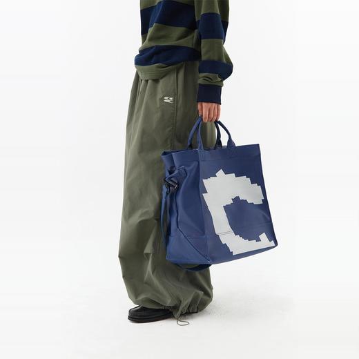 CryingCenter 城市运动通勤大容量斜挎包 哭喊中心 商品图3