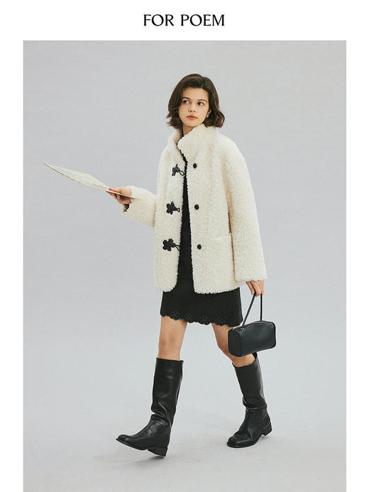 ForPoem 现货 24/FW原创设计花朵皮牌羊毛皮毛一体简约外套大衣 商品图1