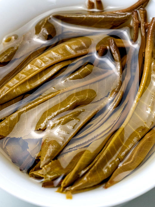 【限量加赠 汝窑杯】【积分兑换】【积分兑换价：199+100积分】【四大美女】一套喝遍四种名山口感，"沉鱼、落雁、闭月、羞花"致敬中国经典画作遗迹，2016年头春古树茶，一套内含4饼*357克茶饼 商品图2