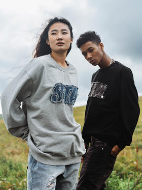 STA2024秋冬款经典基础牛仔贴布刺绣圆领卫衣