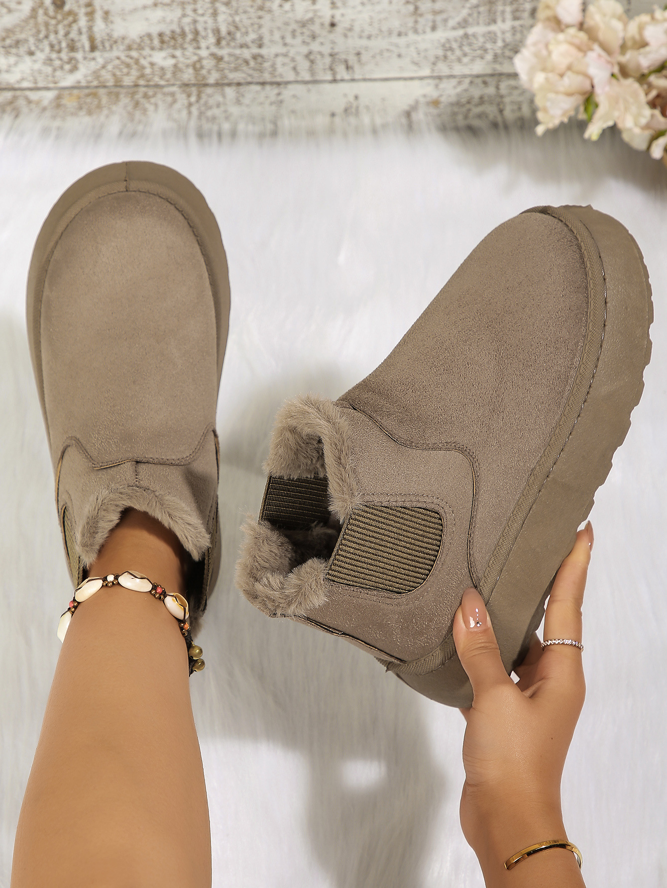 i22VifOtztSBuvrBbgyVeZLRLK5lISzgV98R