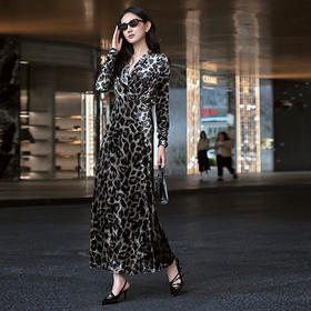 【顺丰包邮】01426 洛诗琳法式轻熟风复古收腰显瘦豹纹V领连衣裙8380