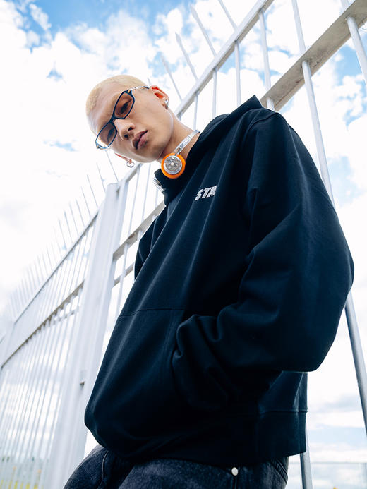 STA2024秋冬款经典基础水晶烫钻纯色帽衫 商品图8