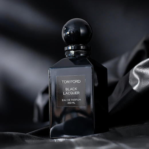 汤姆·福特 诱感黑漆 Tom Ford Black Lacquer 分装 【用柔和、丝滑和烟熏感的香气来描述富丽堂皇的气息】 商品图0