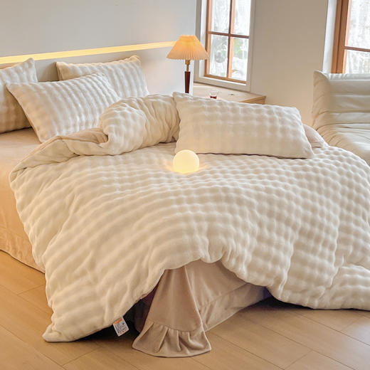 【一套约8斤重】仿兔绒牛奶绒四件套 秋冬保暖御寒渐变色泡泡绒套件 商品图8