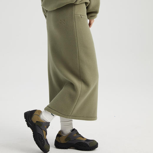 oneup弧线摇粒绒半身裙 商品图2