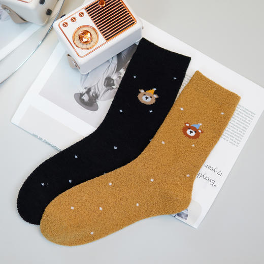 女【6双6折 2双装】丨女士半边绒家居袜子秋冬厚袜点点小熊中筒棉袜女袜子【2422702】 商品图0