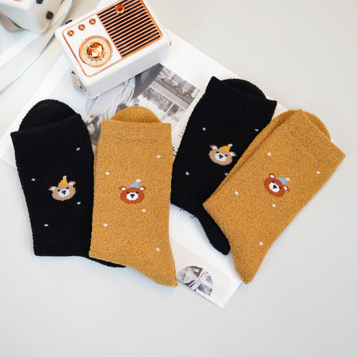 女【6双6折 2双装】丨女士半边绒家居袜子秋冬厚袜点点小熊中筒棉袜女袜子【2422702】 商品图3