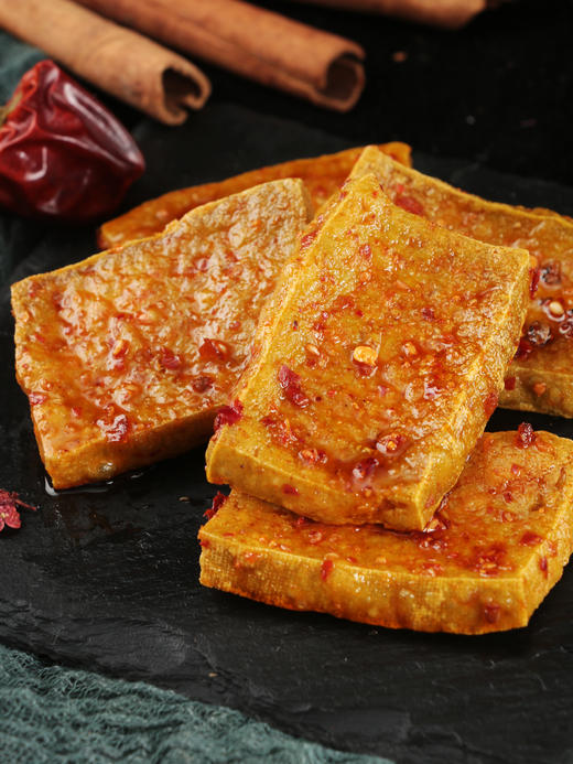 有机香辣油豆腐（120g/袋）【有机青豆豆制品满6份包邮】常温产品，单独拍发京东物流，跟其他低温豆制品下单发顺丰空运 商品图1