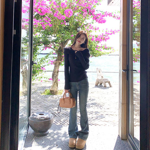 <曾小咸推荐>复古蓝色加绒微喇叭牛仔裤 商品图2