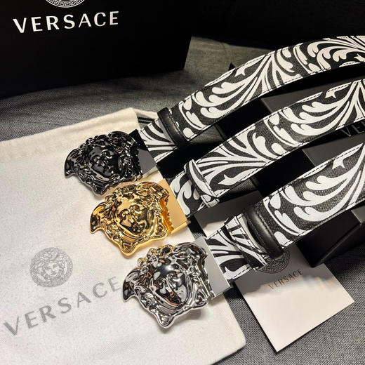 秋冬特惠💰350【范思哲versace】男士腰带 带身宽4.0cm 此款双面皮带有两种佩戴方式 商品图8