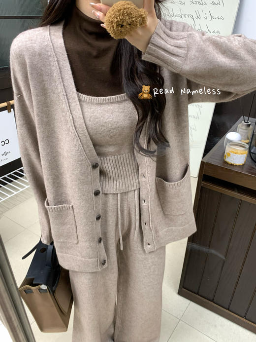 Read Nameless /气质慵懒奶茶针织三件套 2024/10/28 商品图12