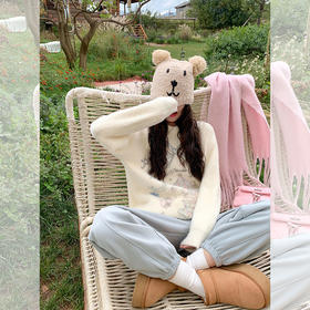 <曾小咸推荐>韩系甜美百搭杏色宽松圆领毛衣