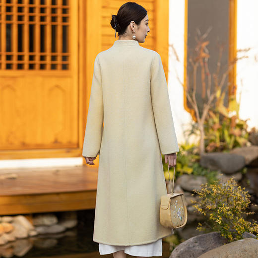 2024年秋季上新气质优雅新中式风长款刺绣双面羊毛呢外套HR-ZMFS24108 商品图1