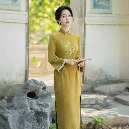 2024秋款长款复古文艺黄色改良年轻款旗袍QMR 商品图1