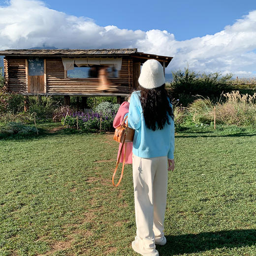 <曾小咸推荐>新品现货秒杀！卖完下架不再补 ！微信粉丝打折价！！ 珍珠圆领毛衣 日常179.99/件 立减90 秒杀89.99/件！不加绒休闲裤 日常139.99/件 立减80 秒杀59.99/件！！ 商品图4