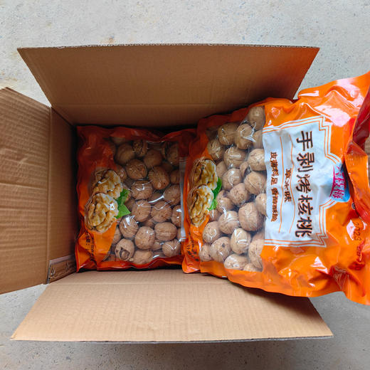 新疆手剥烤核桃每袋2.4kg批发 烘炒熟核桃草本味奶香味整箱两袋 商品图2