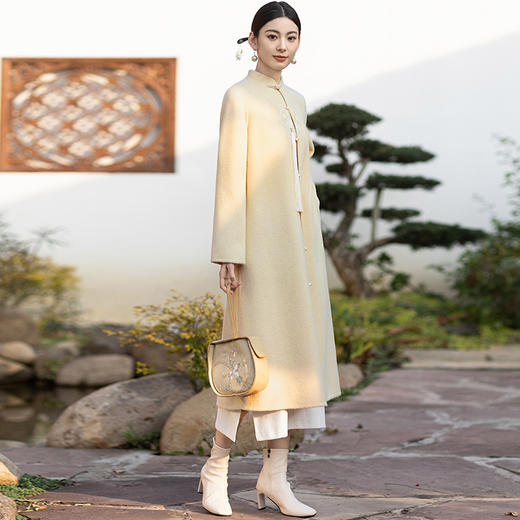 2024年秋季上新气质优雅新中式风长款刺绣双面羊毛呢外套HR-ZMFS24108 商品图0