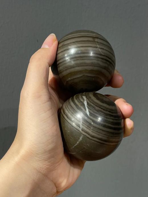 雨花石老手捻旋掌球一对，顺丰包邮 商品图0