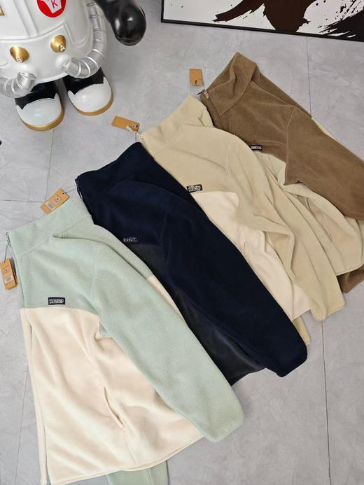 啪嗒 2024秋冬新款 户外WARNMLOCK蓄热锁温保暖摇粒绒外套 4色 Z-12055 商品图1