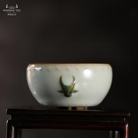 问鼎汝瓷鼎峰系列天青牛首战鼓杯（描金青铜纹）（缺货）