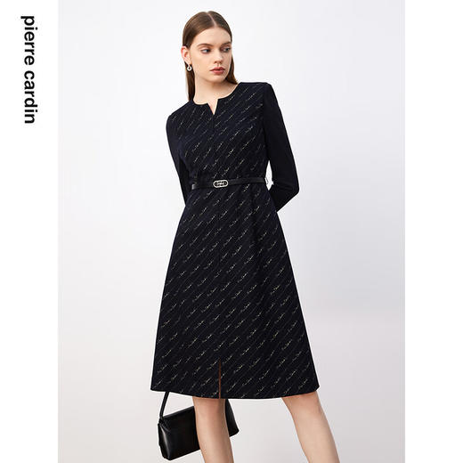 皮尔卡丹女装连衣裙藏蓝色长袖中长款稳重气质裙子P3430E3880N0
 商品图4