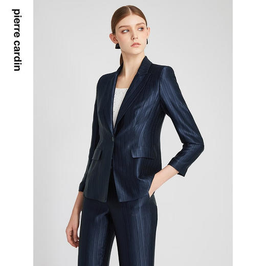 皮尔卡丹女装秋新款通勤干练率性修身西服P2327U2952N0
 商品图2
