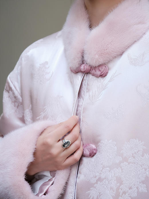 盛唐牡丹|银粉梅兰竹菊冠乐绉配水貂毛棉服 商品图1