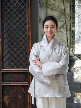 盛唐牡丹| 景天蓝色桑蚕丝配围巾外套