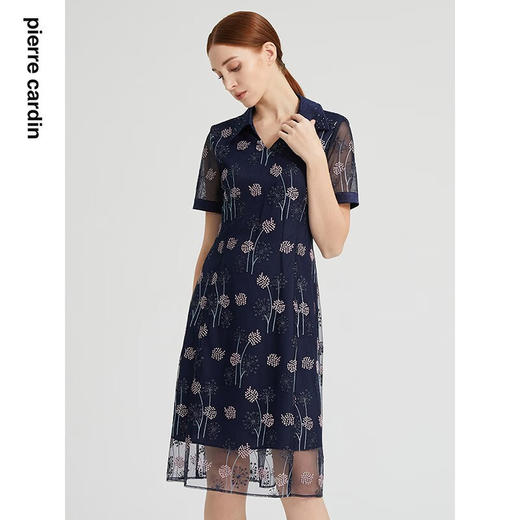皮尔卡丹女装夏季新款简约通勤淑女刺绣连衣裙P2236D2143N3
 商品图2