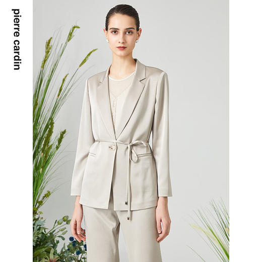 皮尔卡丹女装高级缎面商务通勤知性气质西服外套P3105U3068M2
 商品图3