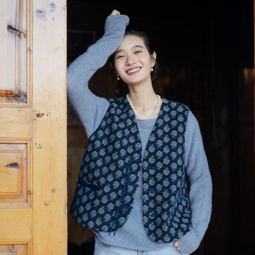 绽放旅行女装091朵/羊毛提花*V领叠穿复古文艺感保暖短马甲 商品图0