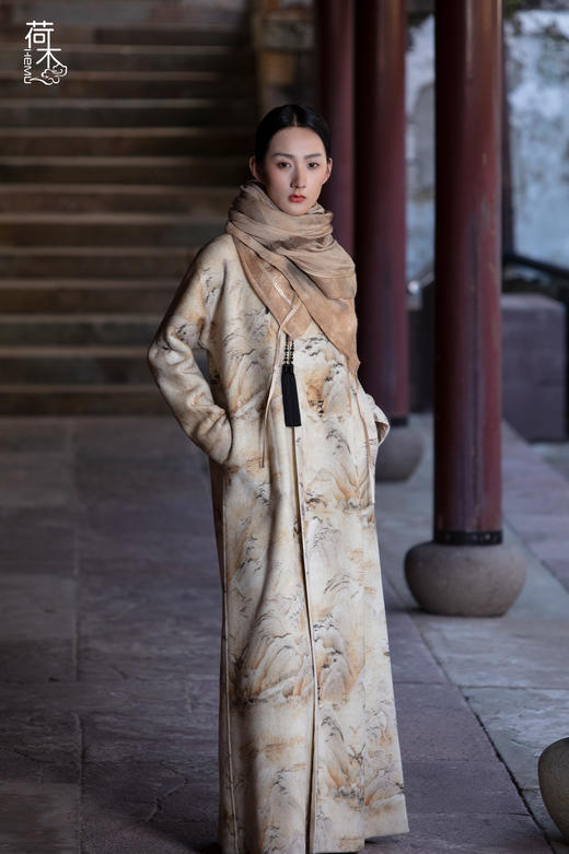 荷木HEMU丨高定旷野·手工抹毡方巾 商品图1