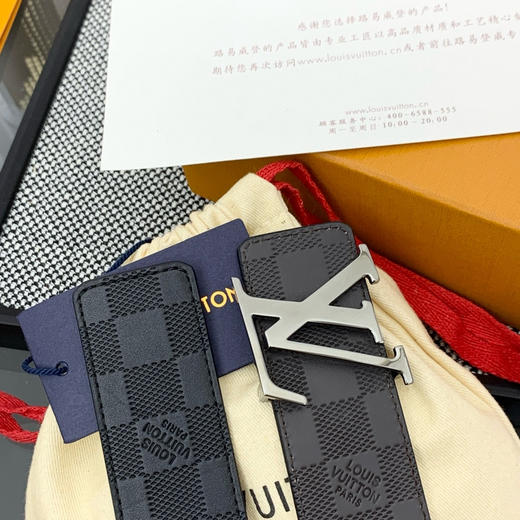 秋冬特惠💰330【LV 路易威登】男士腰带 Check 双面腰带以 Damier Infini 压纹皮革和深邃 Damier 帆布演绎两式风尚 商品图5