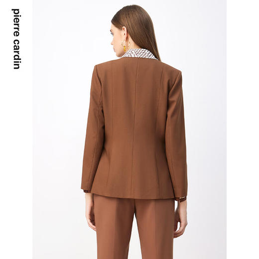 皮尔卡丹女装时尚秋冬美拉德色通勤干练西服外套P3348U3959M0
 商品图2
