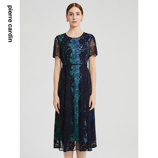 皮尔卡丹女装春夏新款渐变蕾丝刺绣淑女连衣裙P2216D2057N0
 商品图0
