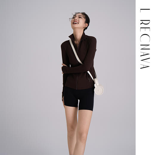 【高弹面料】修身拉链后背隐藏镂空外套 全拉链方便穿脱 收腰显瘦 两侧拉链口袋 抗起球 不掉色 商品图3